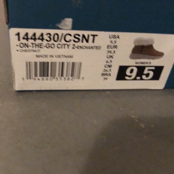 Skechers booties - Picture 2 of 2